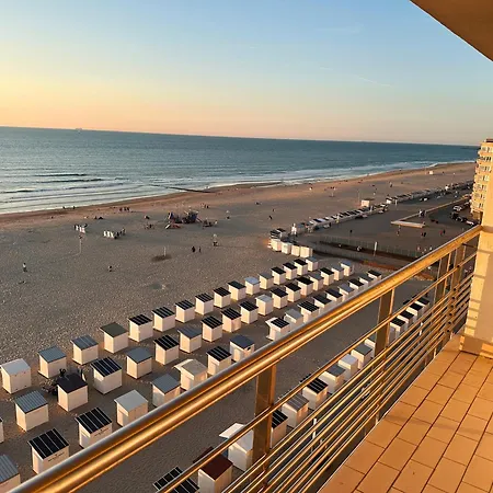 Bel Air - Renovated Seafront With Stunning Sea Views T166 * 오스텐드